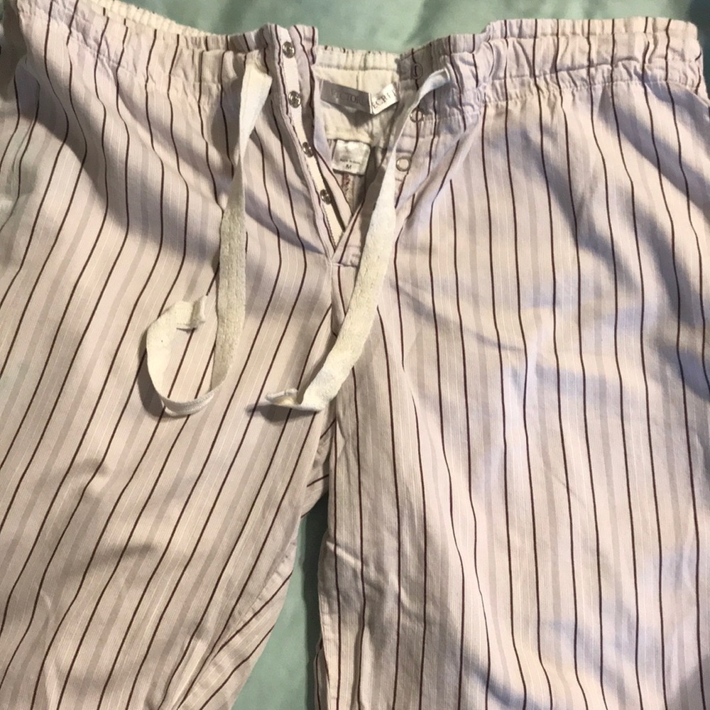 Victoria’s Secret size M lounge pants